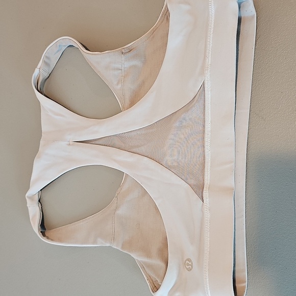 Lululemon White Size 6 Invigorate Athketic Training Bra - Picture 4 of 5